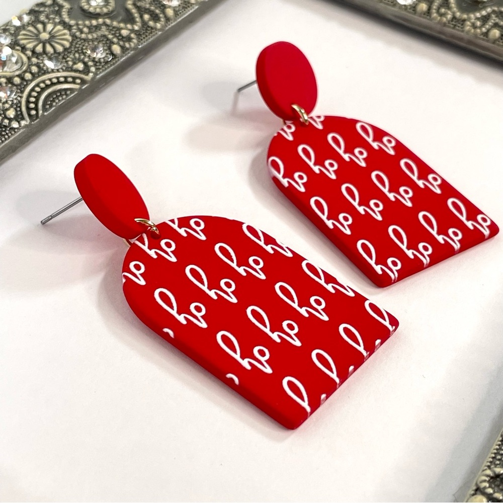 🎄HO HO HO Earrings - Acrylic - New Boutique
